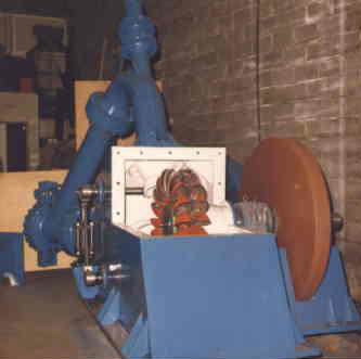 The 600 kW Pelton runner mounted in housing.